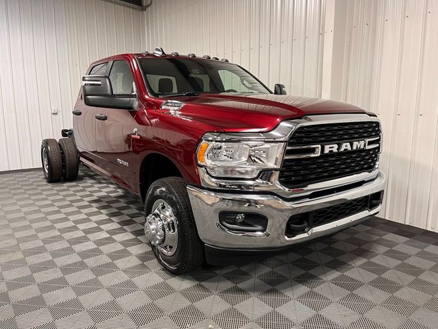 2024 Ram 3500 SLT