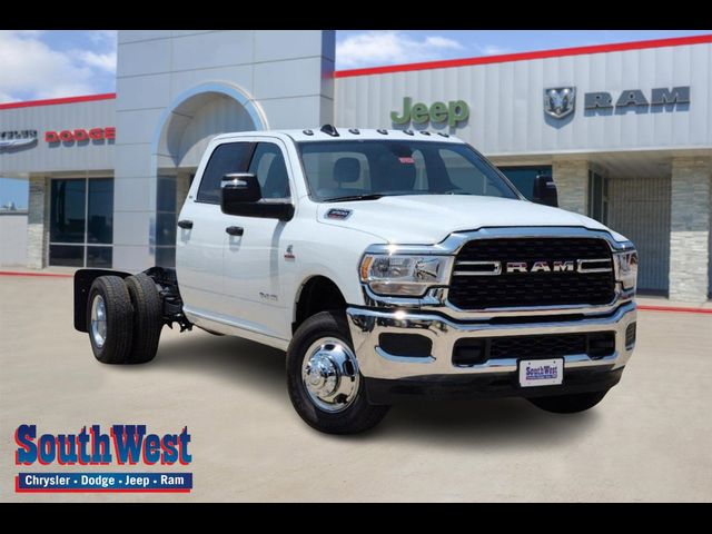 2024 Ram 3500 SLT