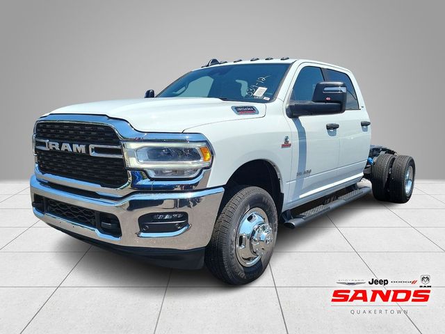 2024 Ram 3500 SLT