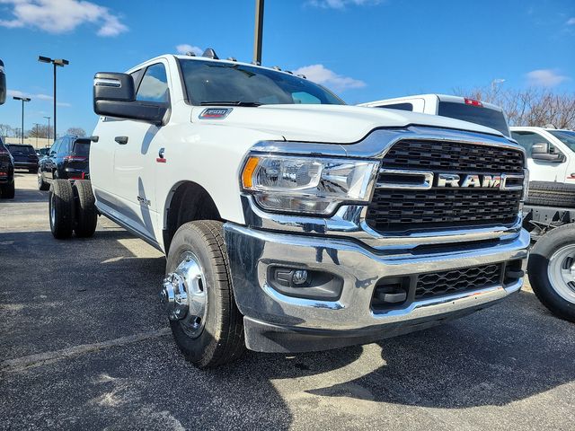 2024 Ram 3500 SLT