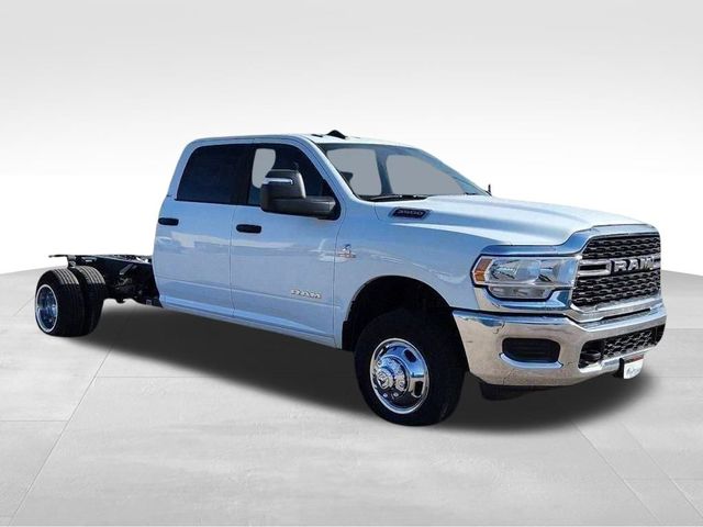 2024 Ram 3500 SLT