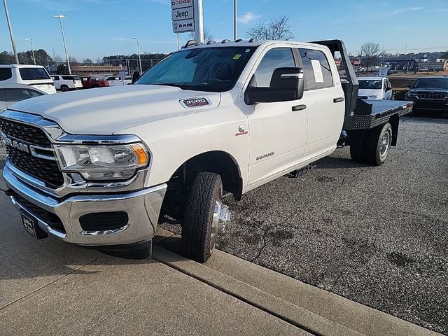 2024 Ram 3500 SLT