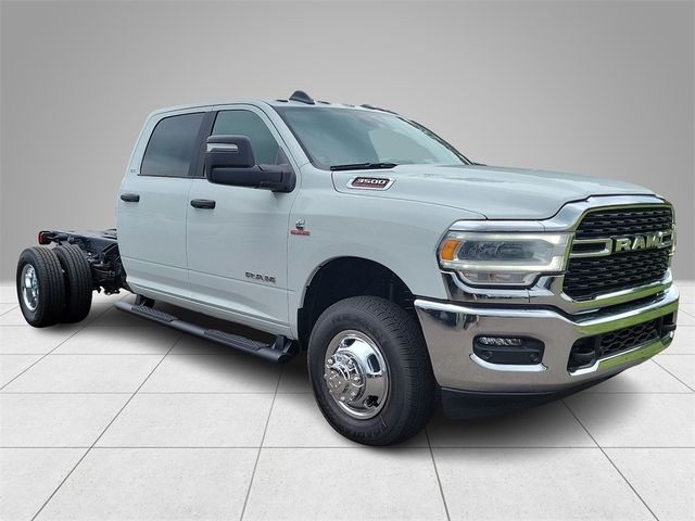 2024 Ram 3500 SLT