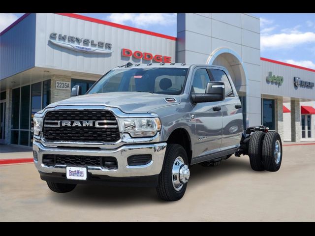 2024 Ram 3500 SLT