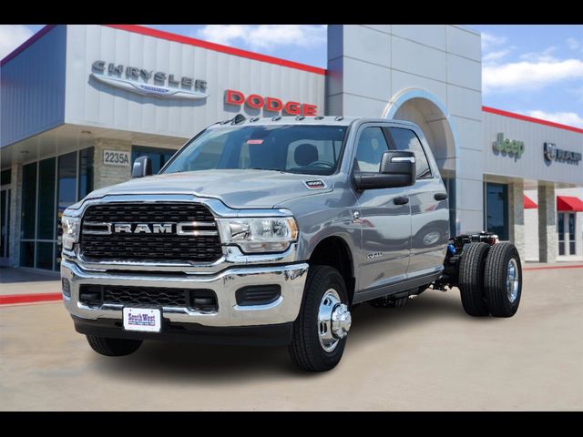 2024 Ram 3500 SLT