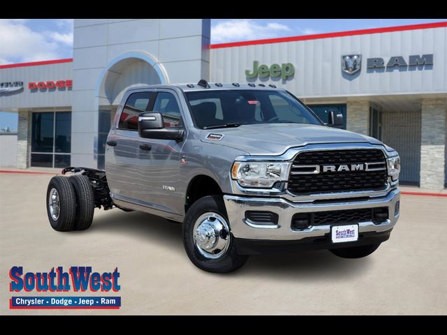 2024 Ram 3500 SLT