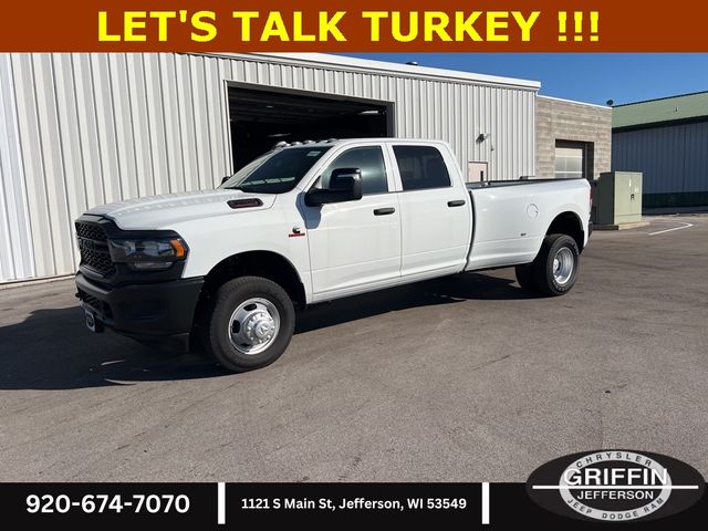 2024 Ram 3500 Tradesman