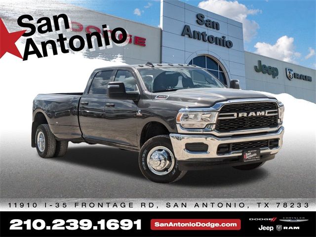 2024 Ram 3500 Tradesman