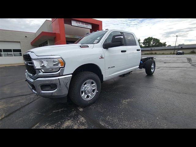 2024 Ram 3500 SLT