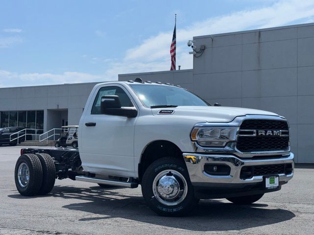 2024 Ram 3500 Tradesman