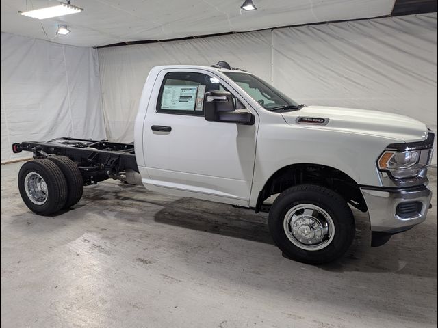 2024 Ram 3500 Tradesman