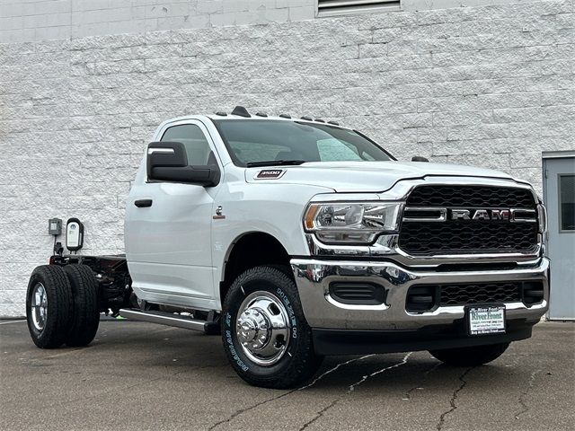 2024 Ram 3500 Tradesman