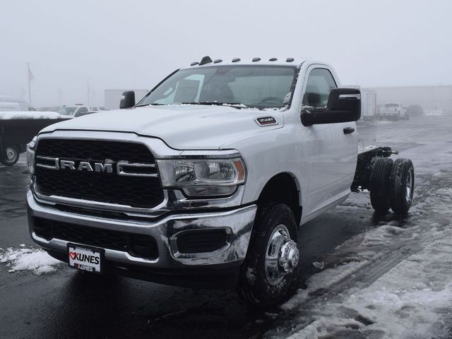 2024 Ram 3500 Tradesman