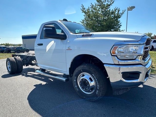 2024 Ram 3500 Tradesman