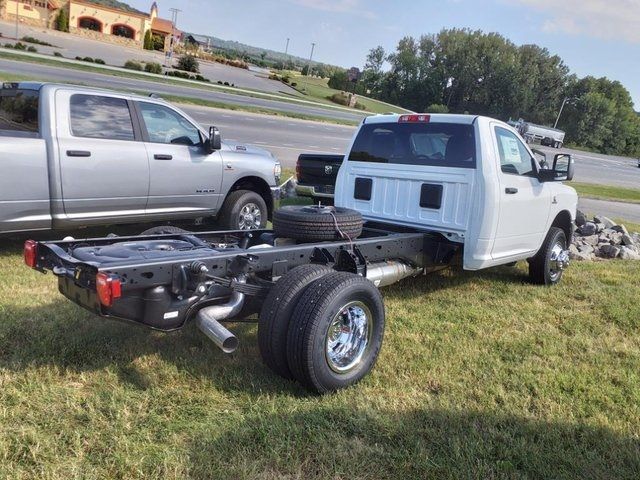 2024 Ram 3500 Tradesman