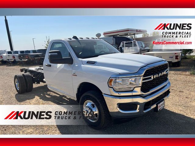 2024 Ram 3500 Tradesman