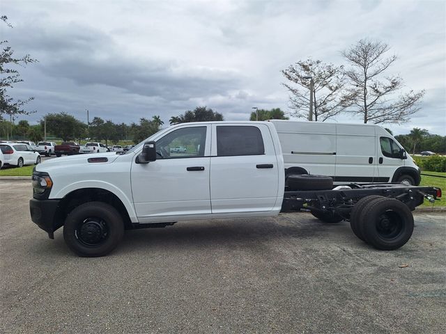 2024 Ram 3500 Tradesman