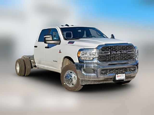 2024 Ram 3500 SLT