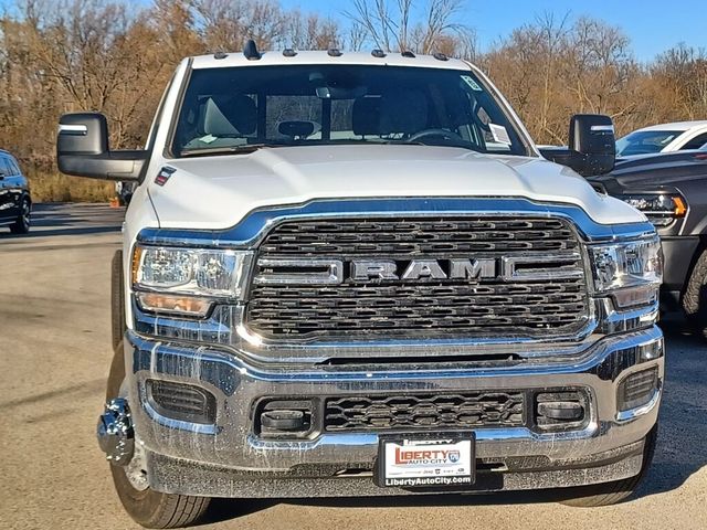 2024 Ram 3500 SLT