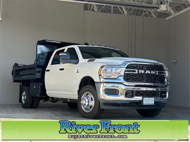 2024 Ram 3500 Tradesman