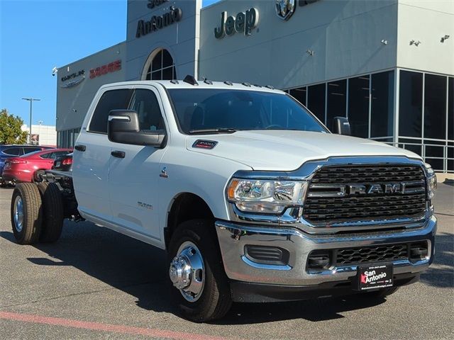 2024 Ram 3500 SLT