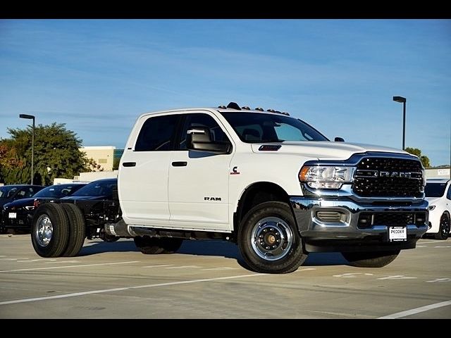 2024 Ram 3500 SLT