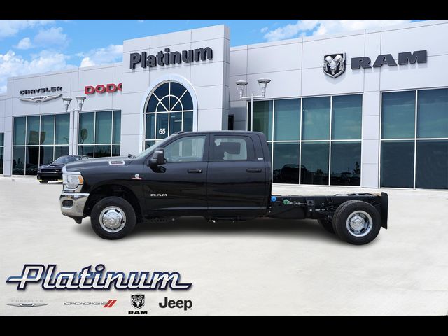 2024 Ram 3500 SLT