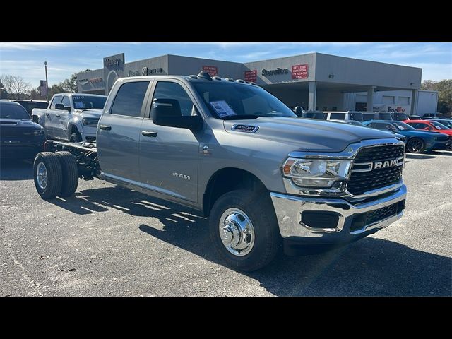 2024 Ram 3500 SLT