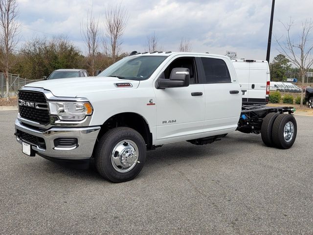 2024 Ram 3500 SLT