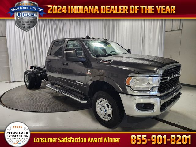 2024 Ram 3500 SLT