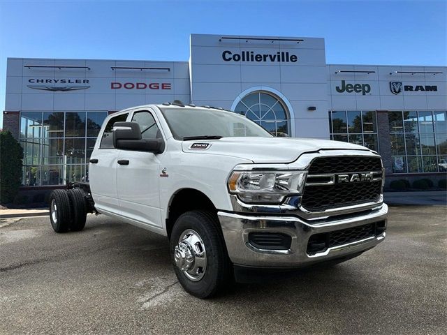 2024 Ram 3500 Tradesman