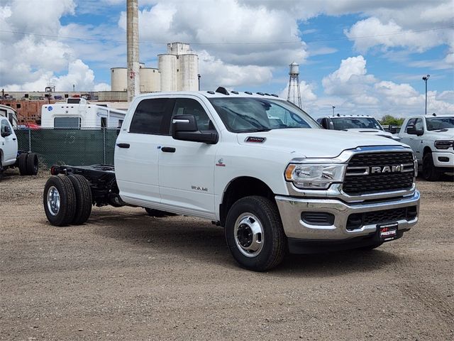 2024 Ram 3500 SLT