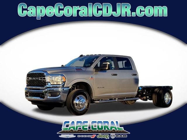 2024 Ram 3500 SLT