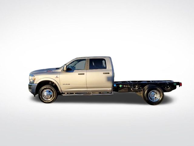 2024 Ram 3500 SLT