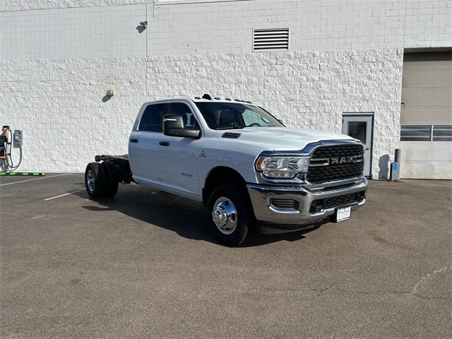 2024 Ram 3500 SLT