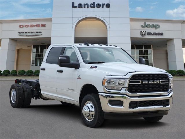 2024 Ram 3500 SLT