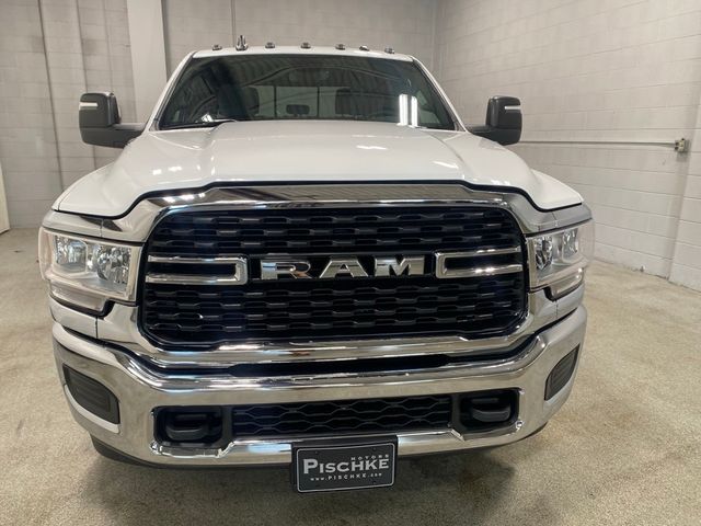 2024 Ram 3500 SLT