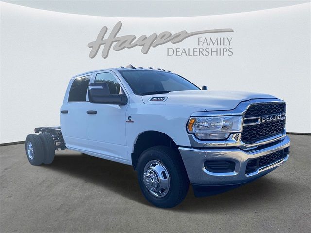 2024 Ram 3500 Tradesman