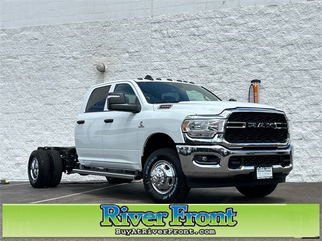 2024 Ram 3500 Tradesman