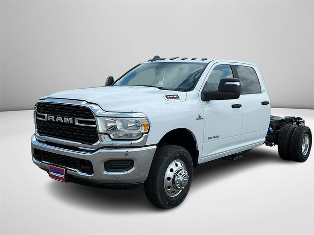 2024 Ram 3500 SLT