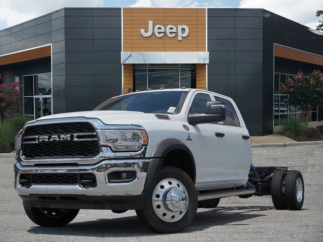 2024 Ram 3500 SLT