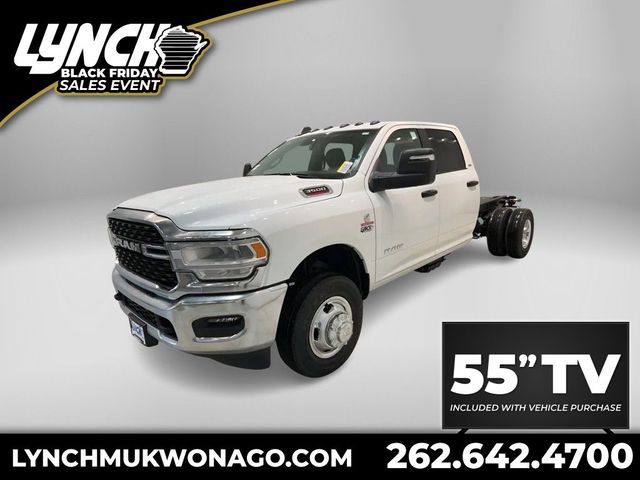 2024 Ram 3500 SLT