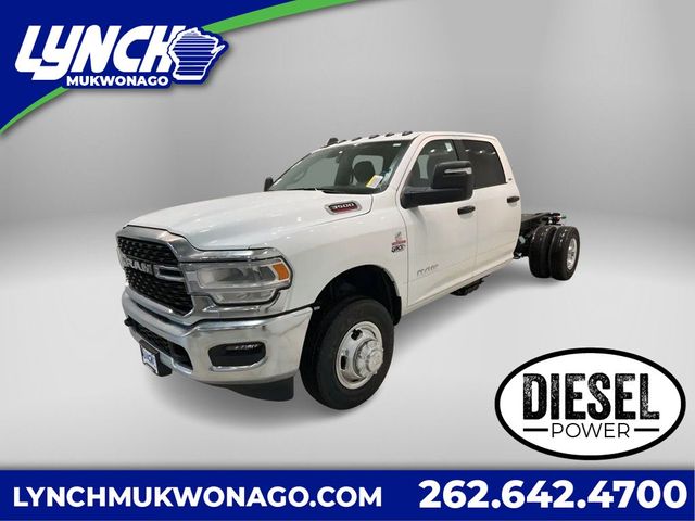 2024 Ram 3500 SLT