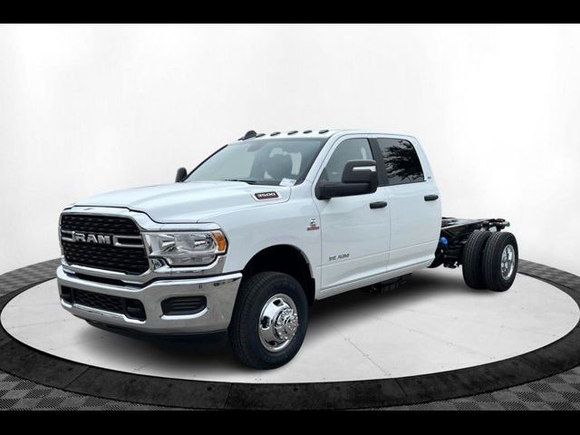 2024 Ram 3500 SLT