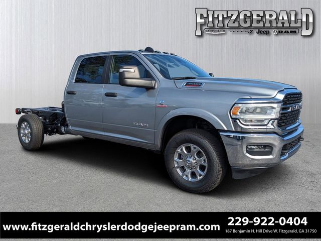 2024 Ram 3500 SLT