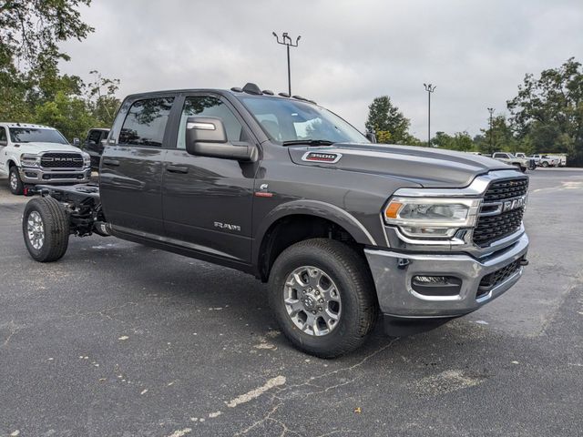 2024 Ram 3500 SLT