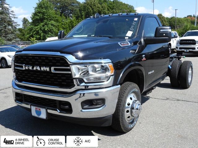 2024 Ram 3500 SLT