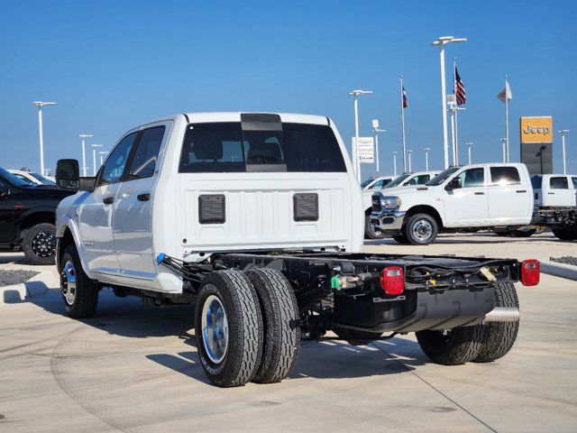 2024 Ram 3500 SLT