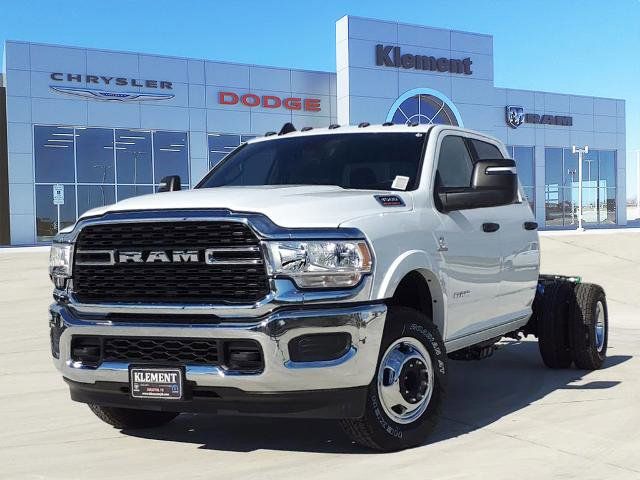 2024 Ram 3500 SLT