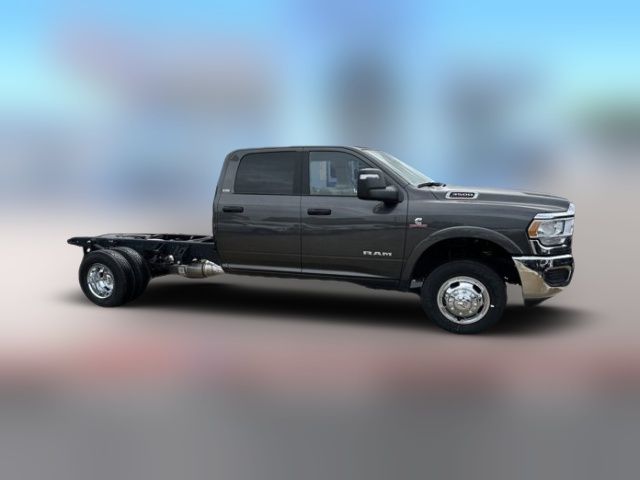 2024 Ram 3500 SLT